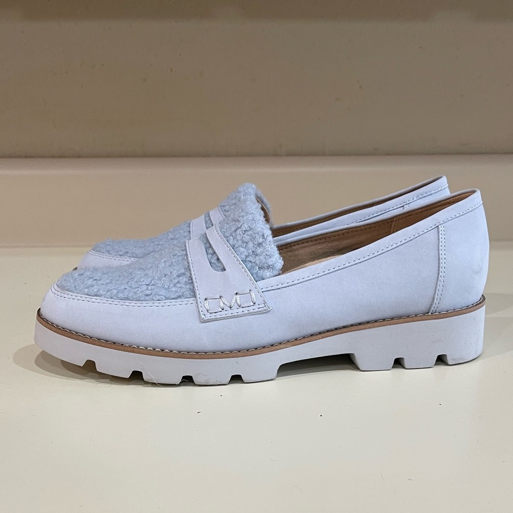 Vionic Cheryl Women's Platform Supportive Loafer. Size 9.5